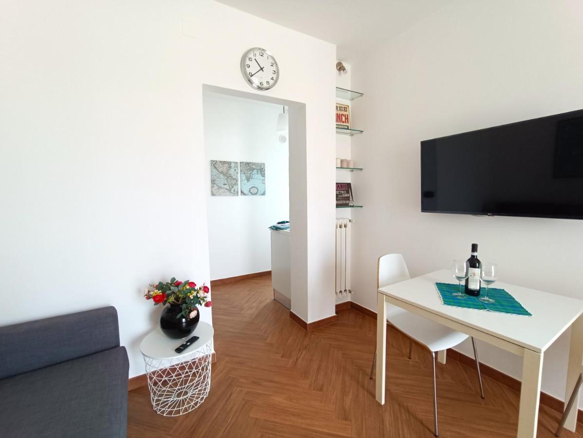 Good Vibes Apartment Bari Luaran gambar